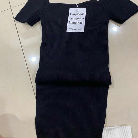SOLD Short cake top from Tingoan, size: freesize, colour: black - Picture 3 of 5